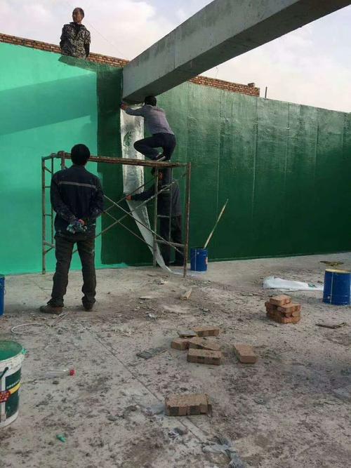 吕梁针对老旧车间地面普遍存在的起砂、裂缝问题